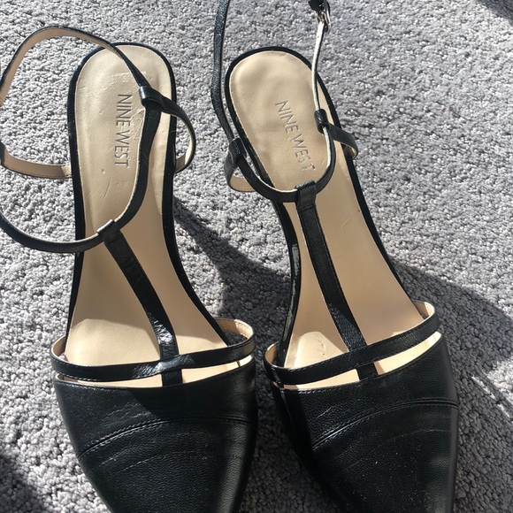 Elegant Nine West Heels - Picture 1 of 5
